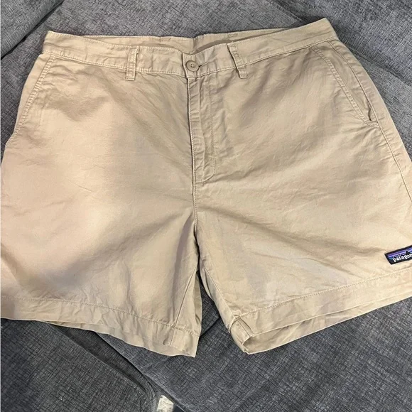 Patagonia Plain-Front Short Size 34 - Picture 7 of 7